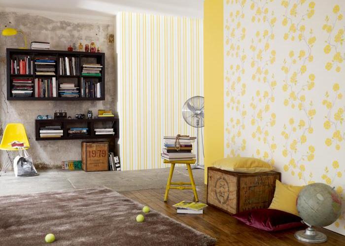 Стильный дизайн интерьера большой комнаты в желтом цвете. Обои фирмы Esprit. Коллекция Esprit VI
